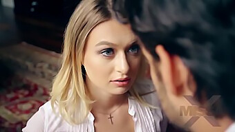 Steamy Encounter: Natalia Starr And Jay Smooth In Creampie Scene