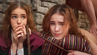 L'Orgasme Intense D'Hermione Granger Avec Un Nouveau Sort Pour Le Clitoris