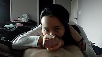 Keterampilan Blowjob Amatir Jade Chan Dari Camgirl Asia