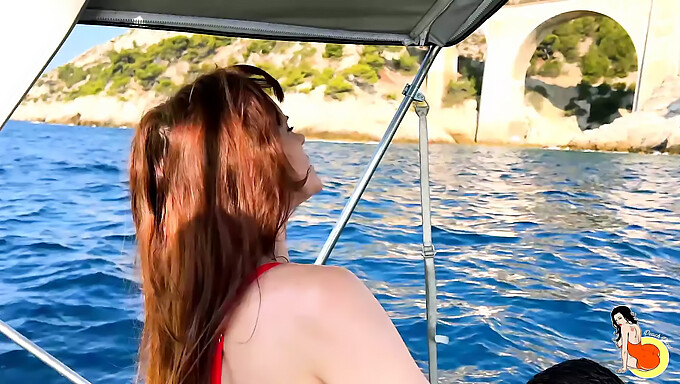 Amatør Teen Stacy Giver Et Blowjob På En Yacht