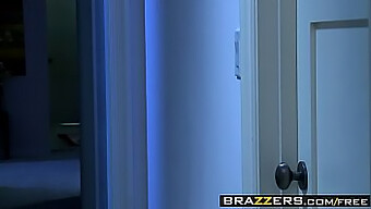 Fitness Milf Lela Star En Johnny Sins In Een Hete Hardcore Sessie Voor Brazzers