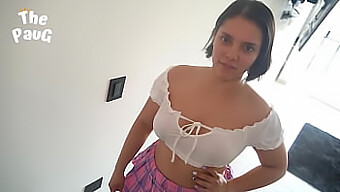 En Latina Milf Instruerer Sin Unge Elev I Kunsten At Behagelig Sex